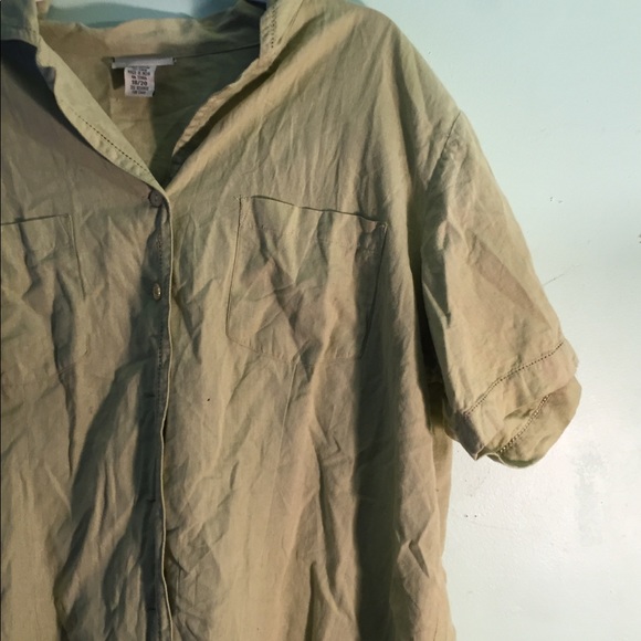 The Avenue 18W/20W Button Down Shirt - Picture 2 of 8